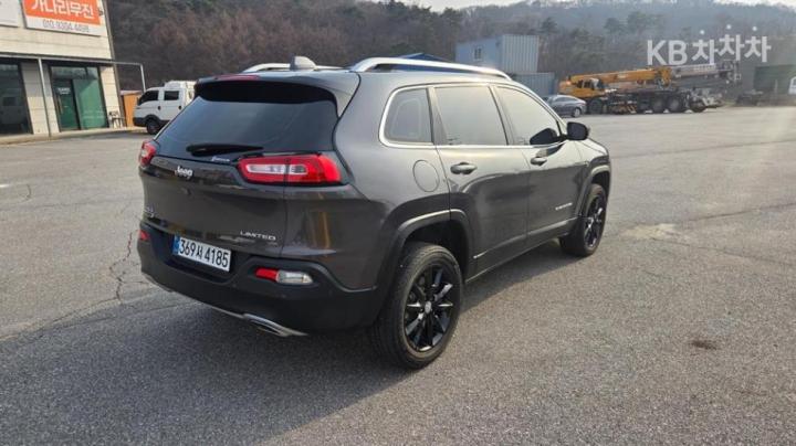 Jeep Cherokee 2.2 Diesel Limited 4