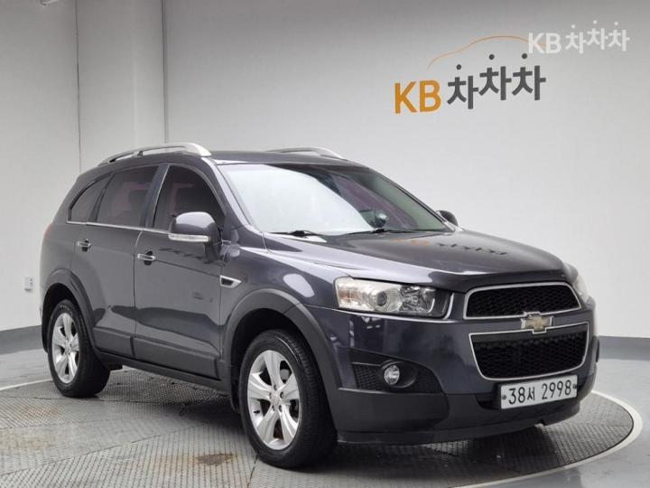 Chevrolet Captiva 2WD LT 5