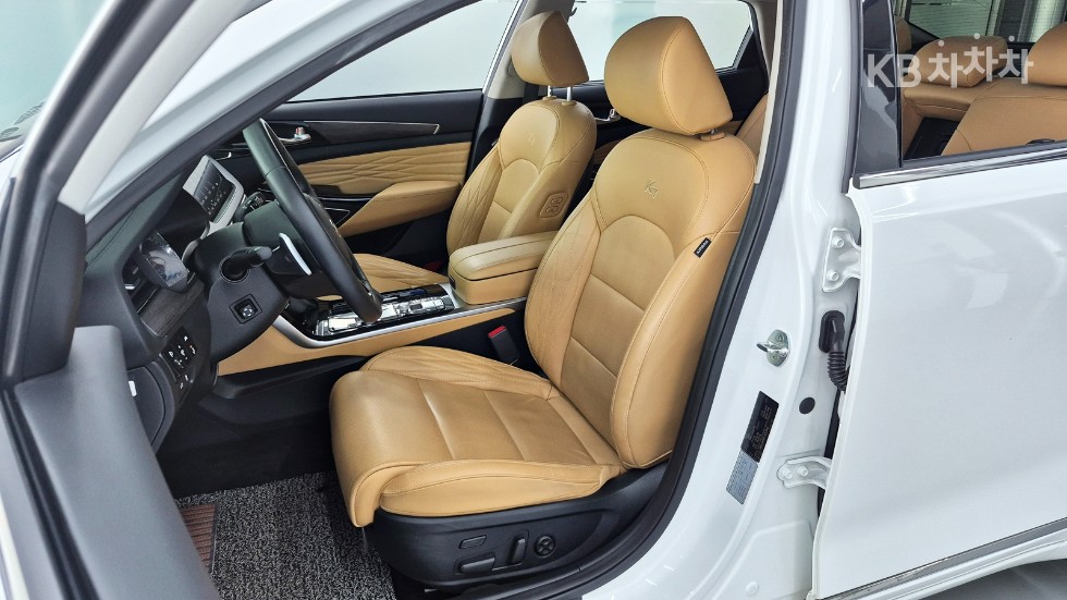 2020 - kia k7