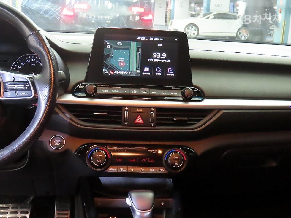 2019 - kia k3