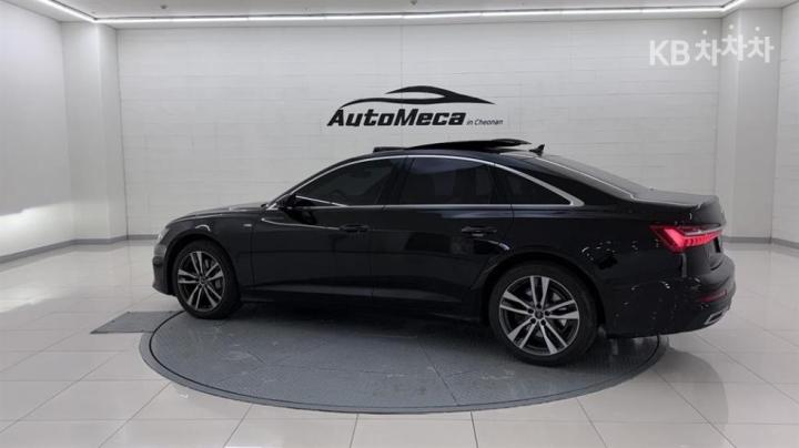 Audi A6 C8 45 TDI Quattro Premium 4
