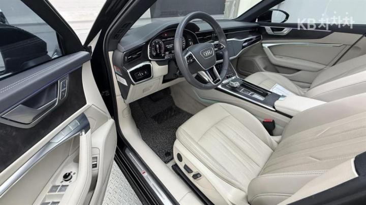 Audi A6 C8 45 TDI Quattro Premium 8