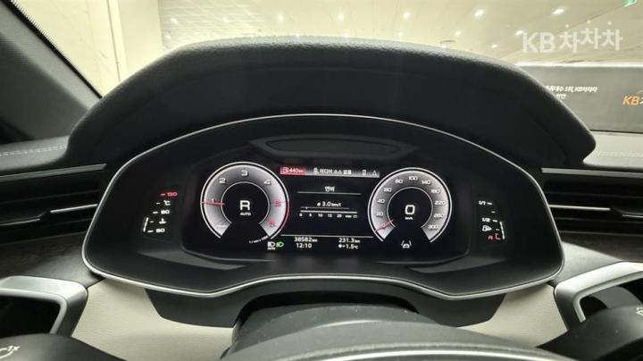 Audi A6 C8 45 TDI Quattro Premium 10