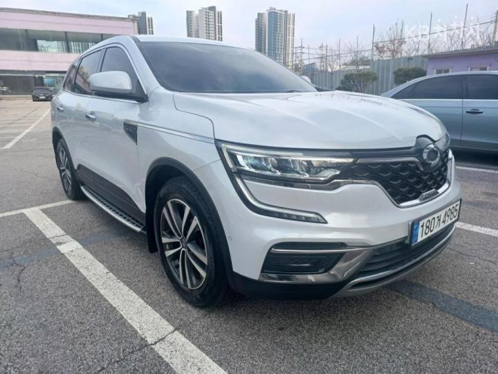 Renault QM6 2.0 LPe 2WD LE 4