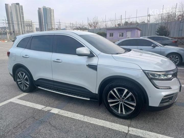 Renault QM6 2.0 LPe 2WD LE 5