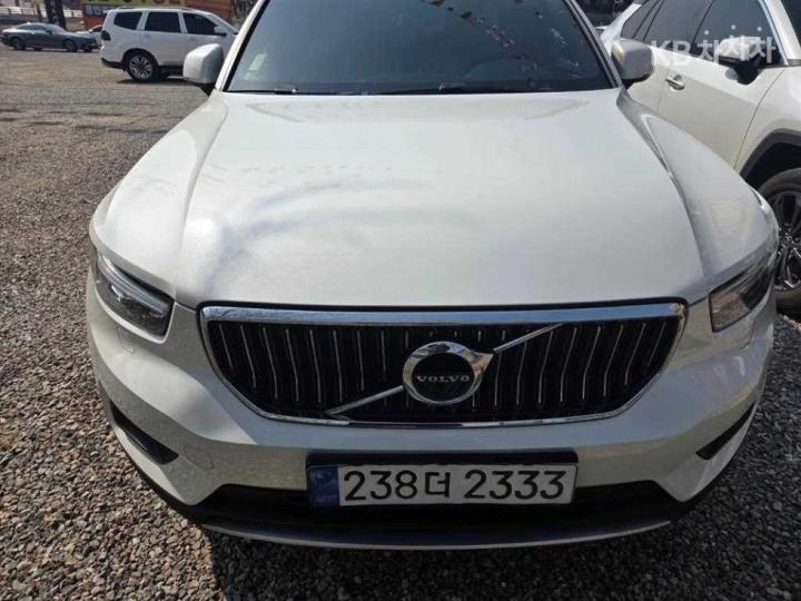 Volvo XC40 B4 AWD Inscription 2