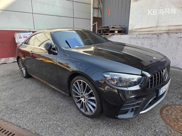 Mercedes-Benz E-Class W213 E450 4MATIC Coupe Base Type 4