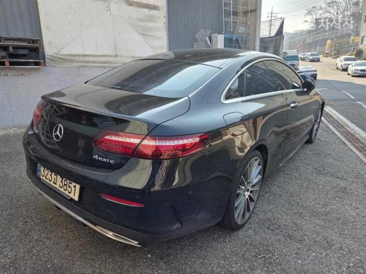 Mercedes-Benz E-Class W213 E450 4MATIC Coupe Base Type 6