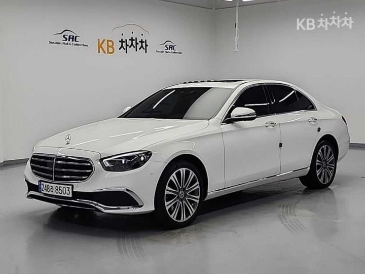 Mercedes-Benz E-Class W213 E300e 4MATIC Exclusive