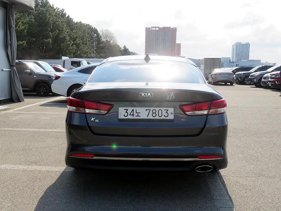 2016 - kia k5
