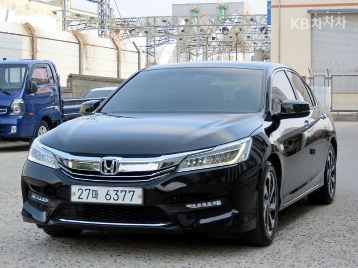 Honda Accord 2.4 Sedan 2008-2012 3