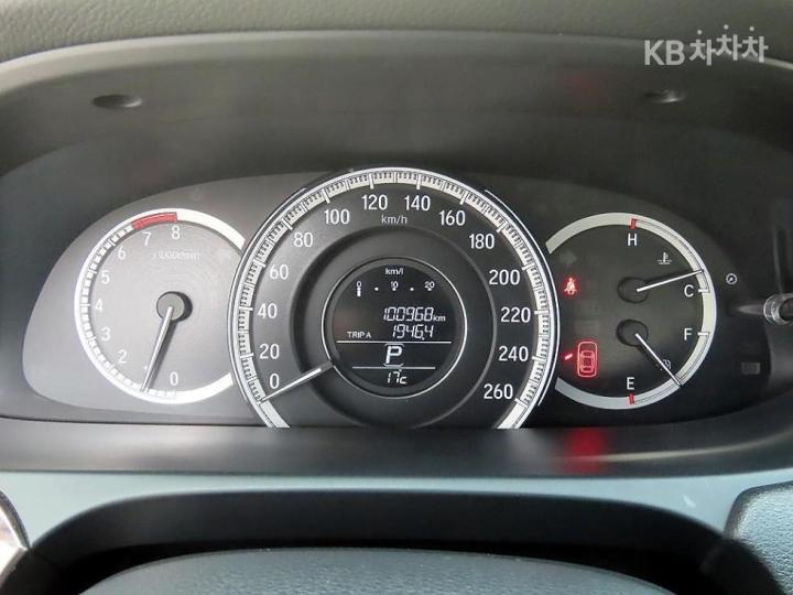 Honda Accord 2.4 Sedan 2008-2012 10