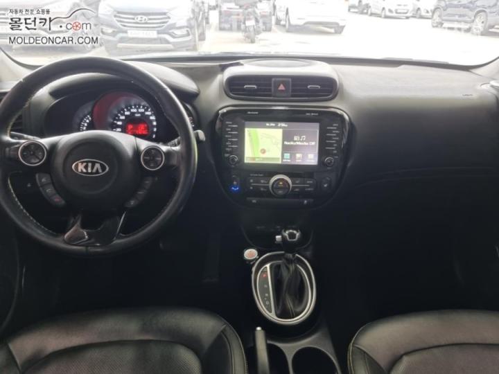 Kia Soul 1.6 GDi Prestige 10