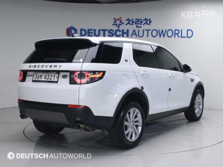 Land Rover Discovery Sport 2.0 TD4 SE 3