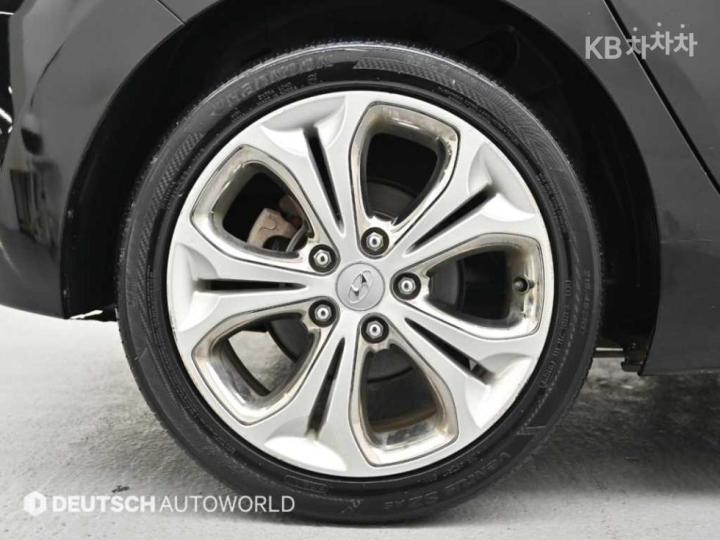 Hyundai i30 New 2.0 GDi Dspec A/ T 6