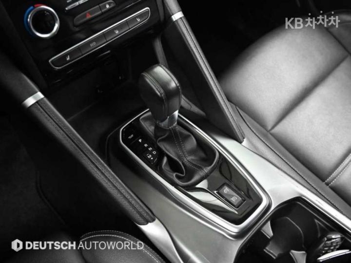 Renault QM6 2.0 LPe 2WD LE 10