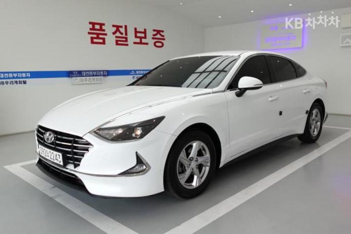 Hyundai Sonata 2.0 LPG 렌터카 — foto 1