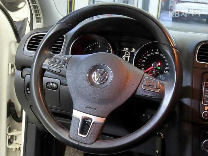 Volkswagen Golf 1.6 TDI BMT Style Edition MK6 2011-2013 7