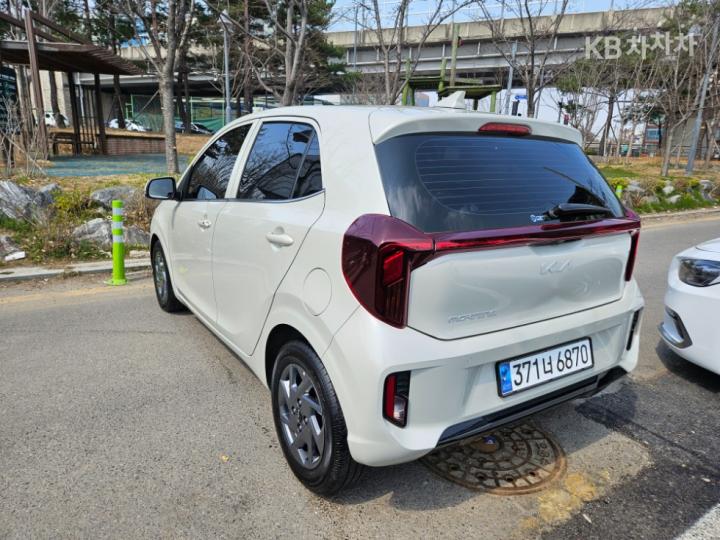 Kia Morning JA 1.0 Gasoline Signature 5