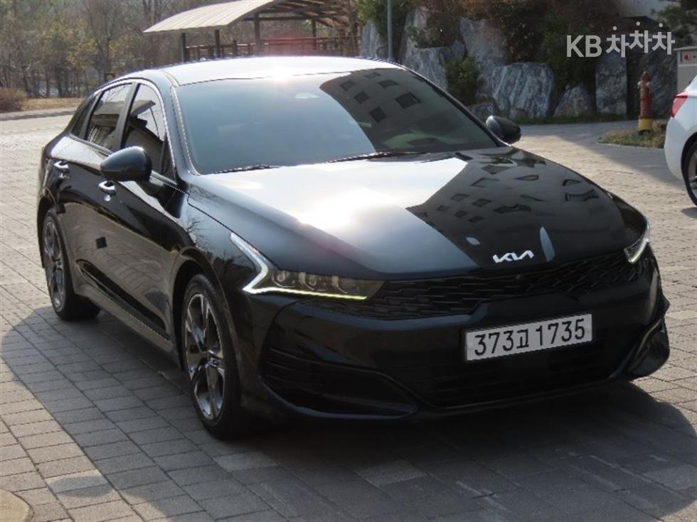 2022 - kia k5