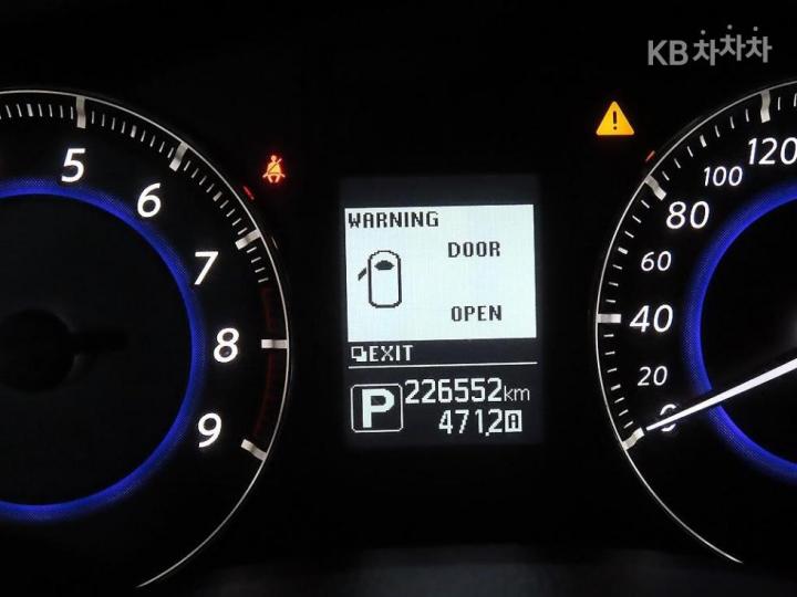 Infiniti QX QX70 S 3.7 AWD 10