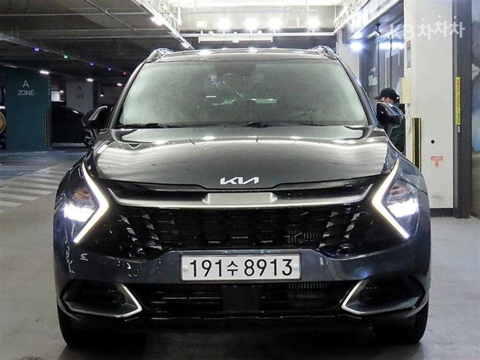 2022 - kia sportage