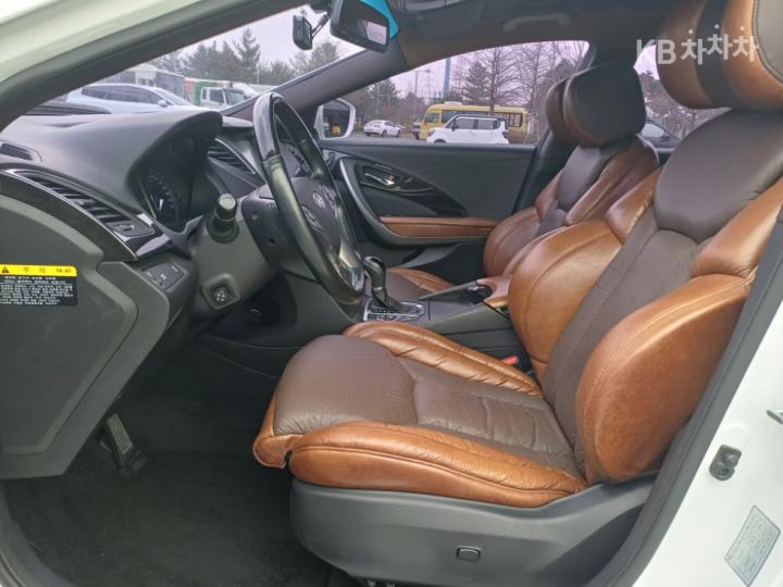 Hyundai Grandeur HG HG240 Modern 10