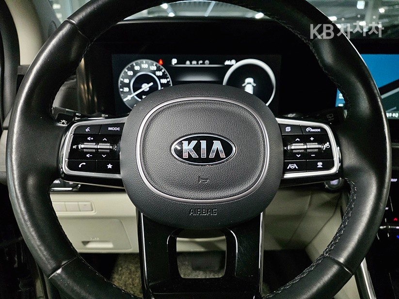 2021 - kia carnival