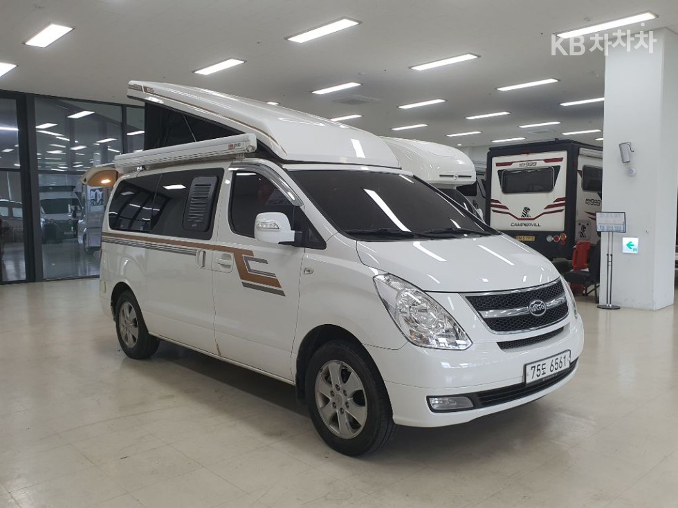 Hyundai Starex — miniaturë 18