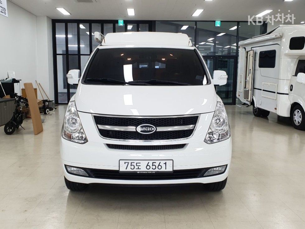 Hyundai Starex — miniaturë 3
