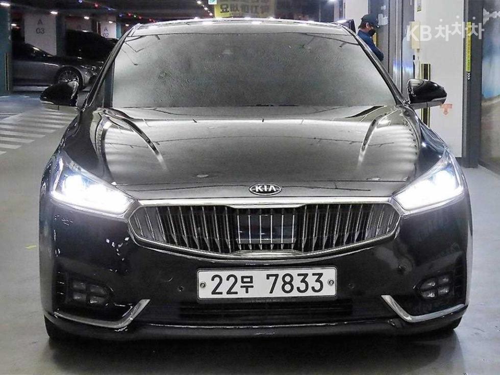 2019 - kia k7