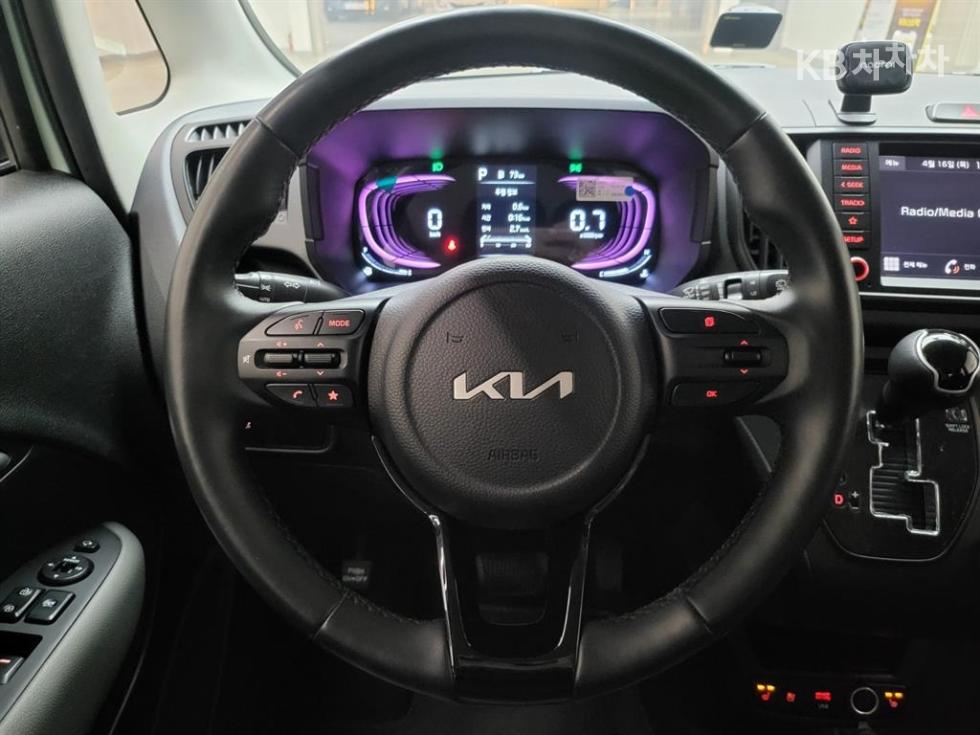 2024 - kia kia