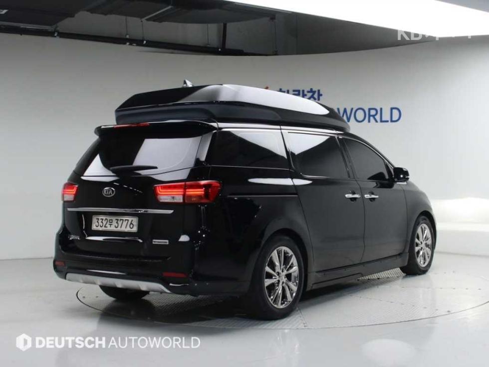 2019 - kia carnival