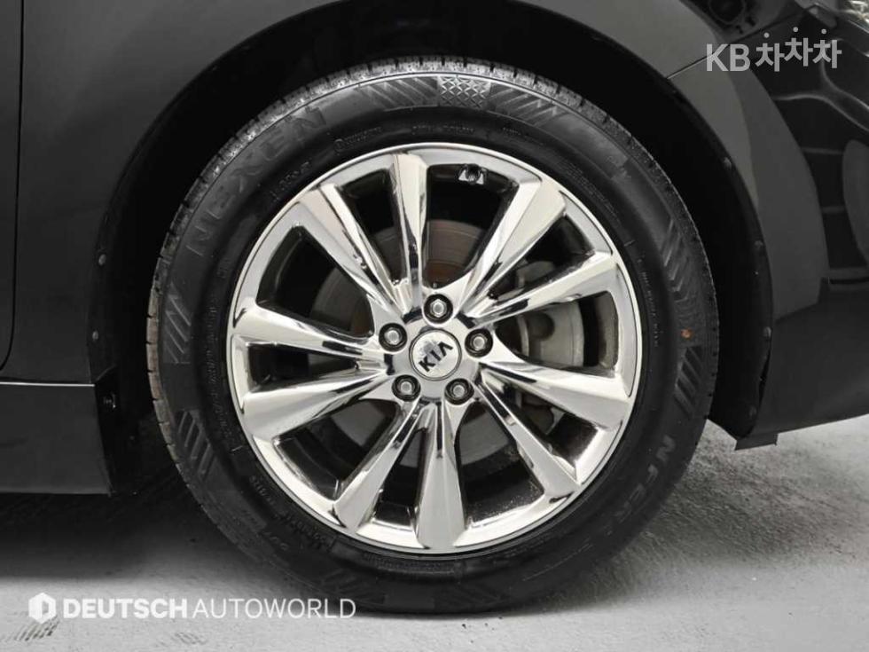 2019 - kia carnival