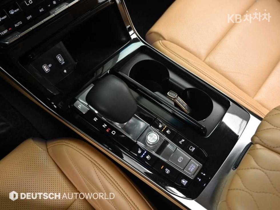 2020 - kia k7