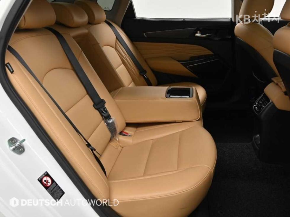 2020 - kia k7