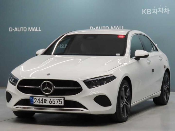 2024 Mercedes-Benz AClass(W177)