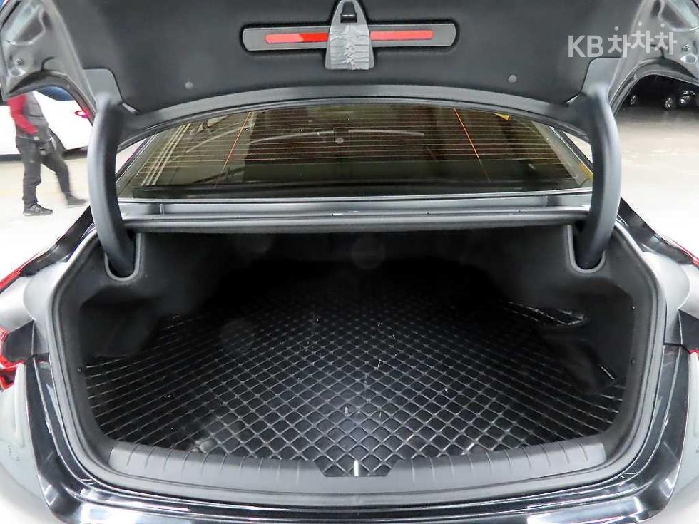 Kia K8 — miniaturë 17