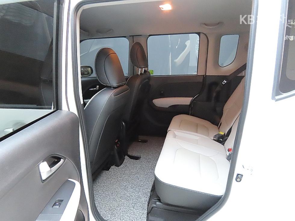 2024 - kia kia
