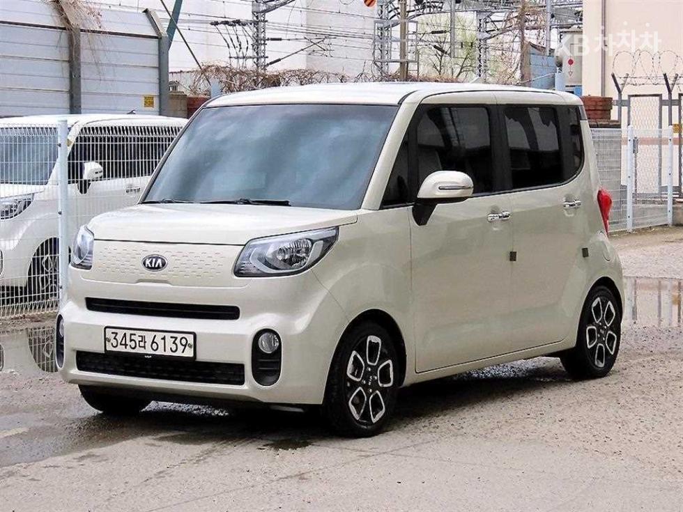 2020 - kia ray