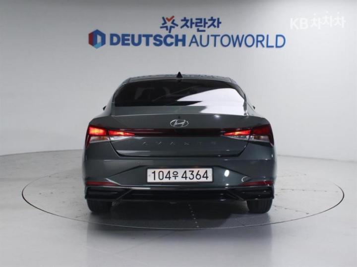 Hyundai Avante CN7 1.6 Gasoline Modern 5