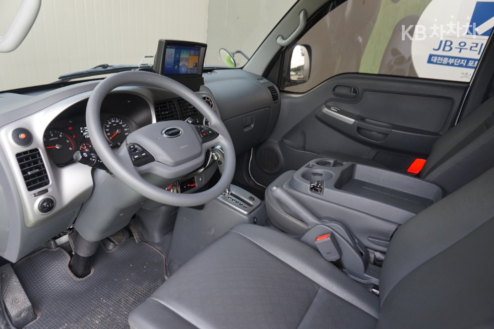 2018 - kia bongo iii