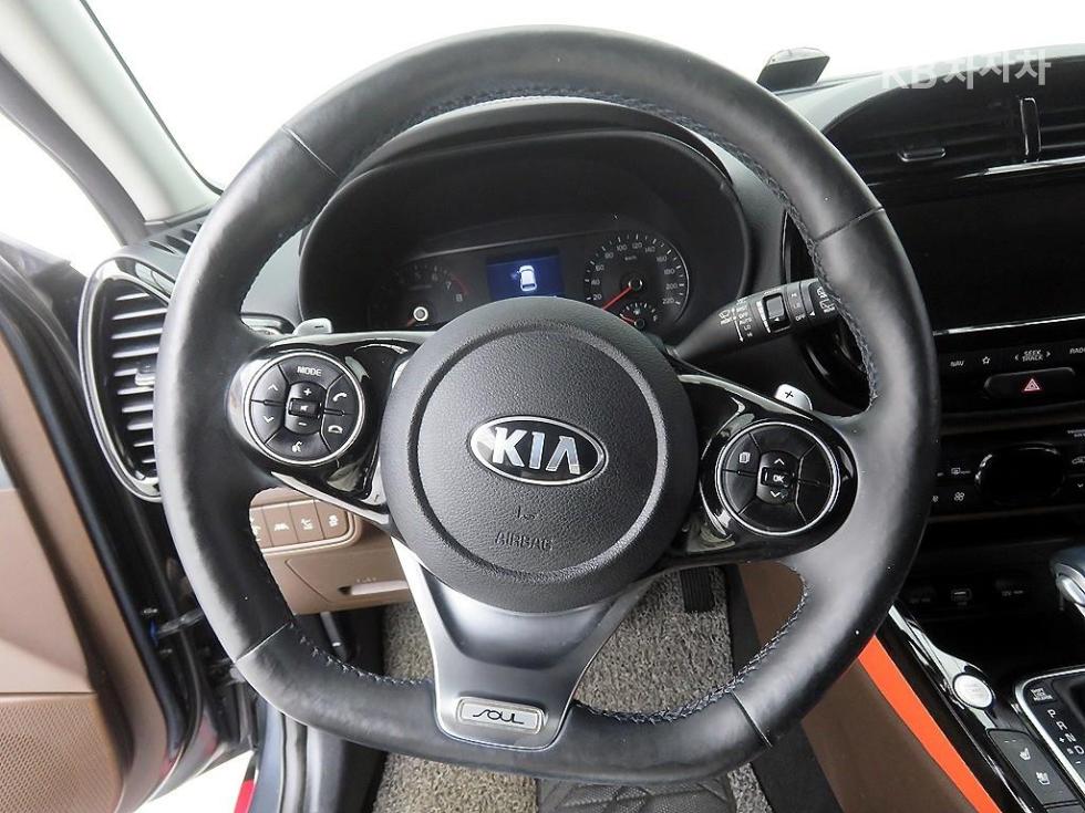 2019 - kia soul