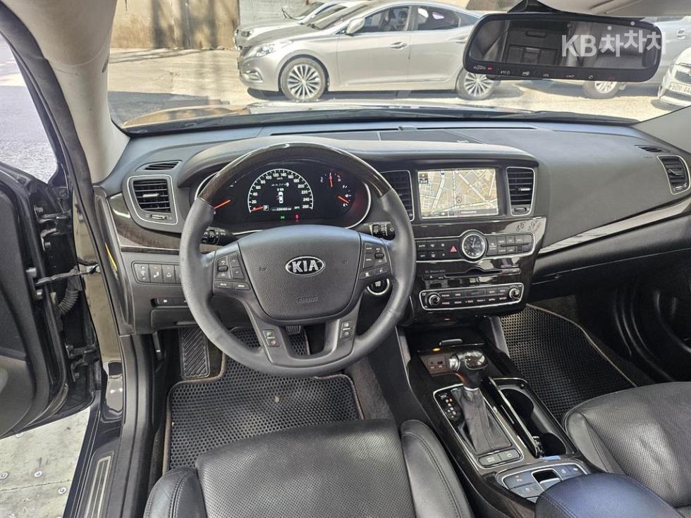 2013 - kia k7