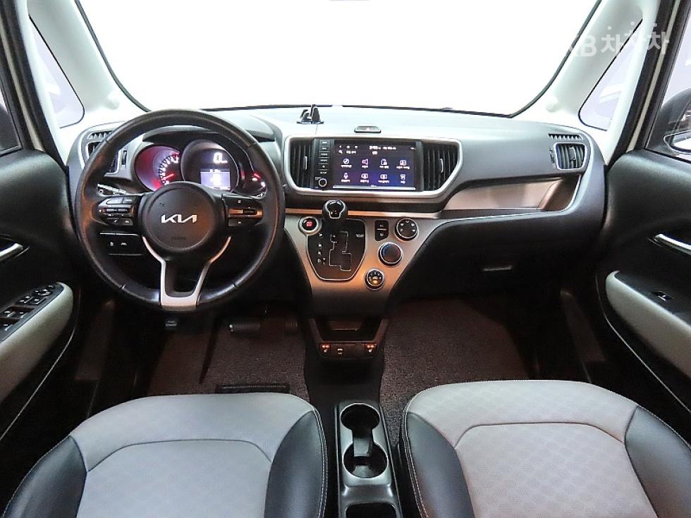 2022 - kia ray