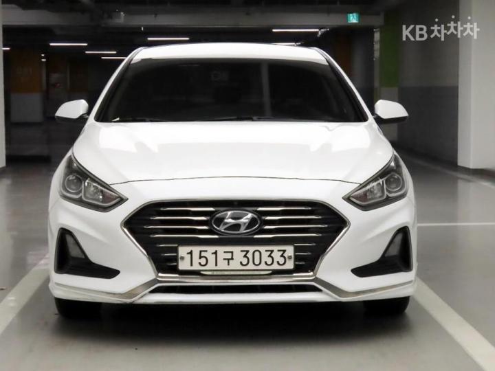 Hyundai Sonata 2.0 LPi 렌터카 — foto 1