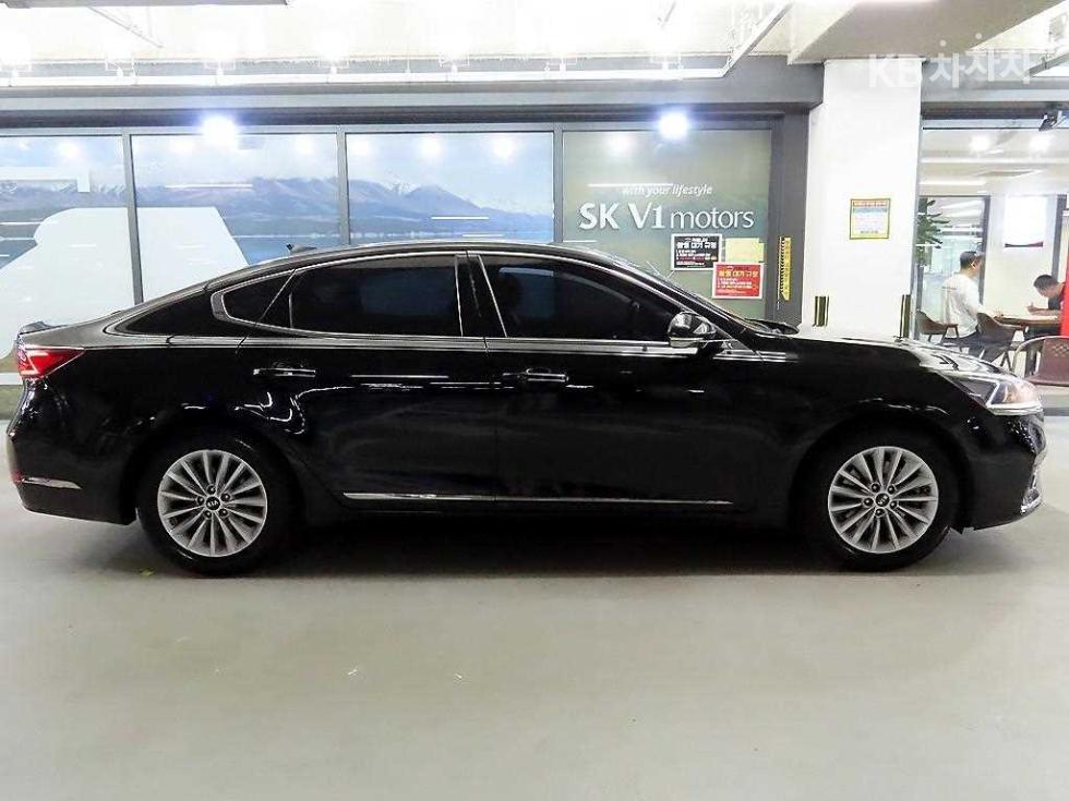 2018 - kia k7