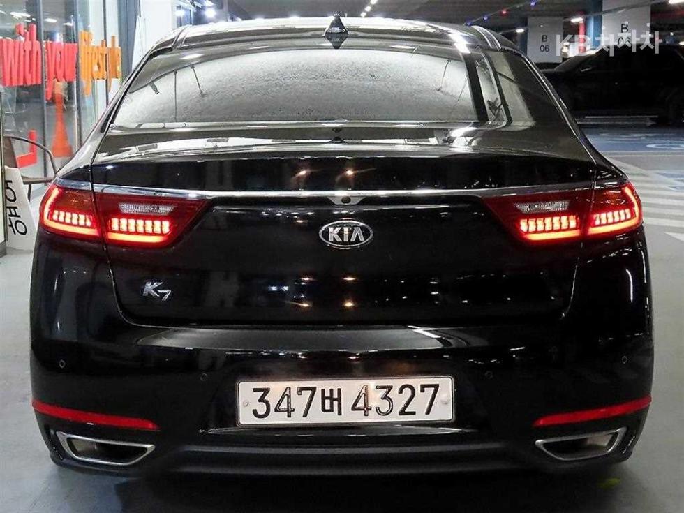 2018 - kia k7