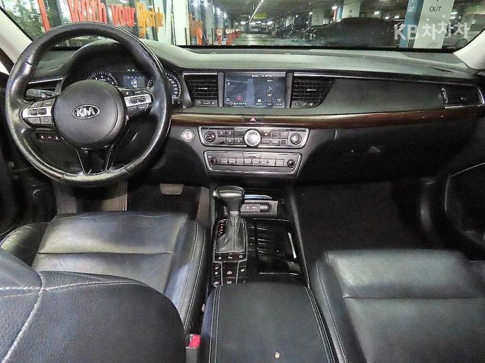 2018 - kia k7
