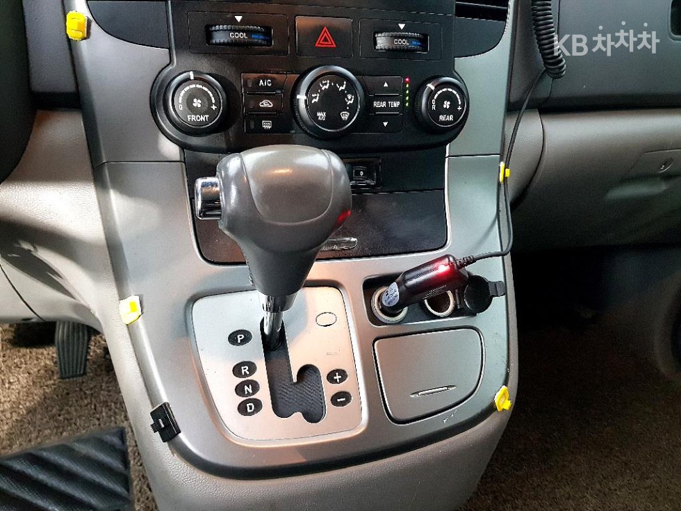 2008 - kia grand carnival